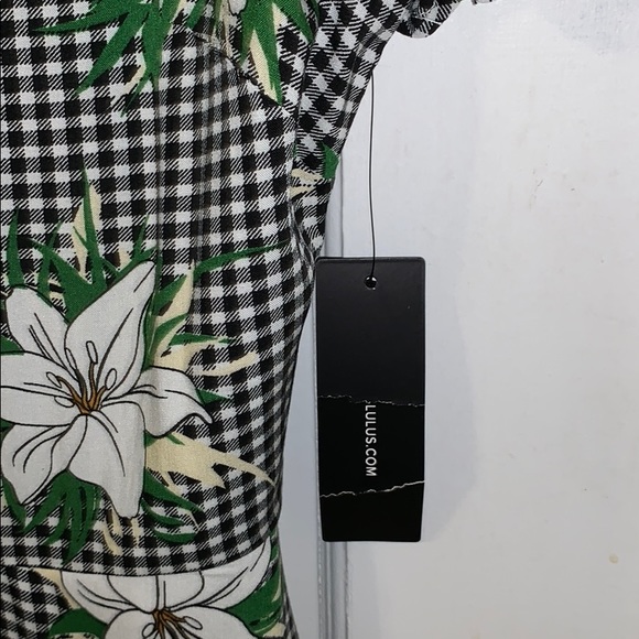 Lulu’s Open Back Mini Dress - Picture 6 of 7